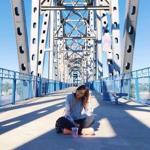 Meet your Posher, Sherill